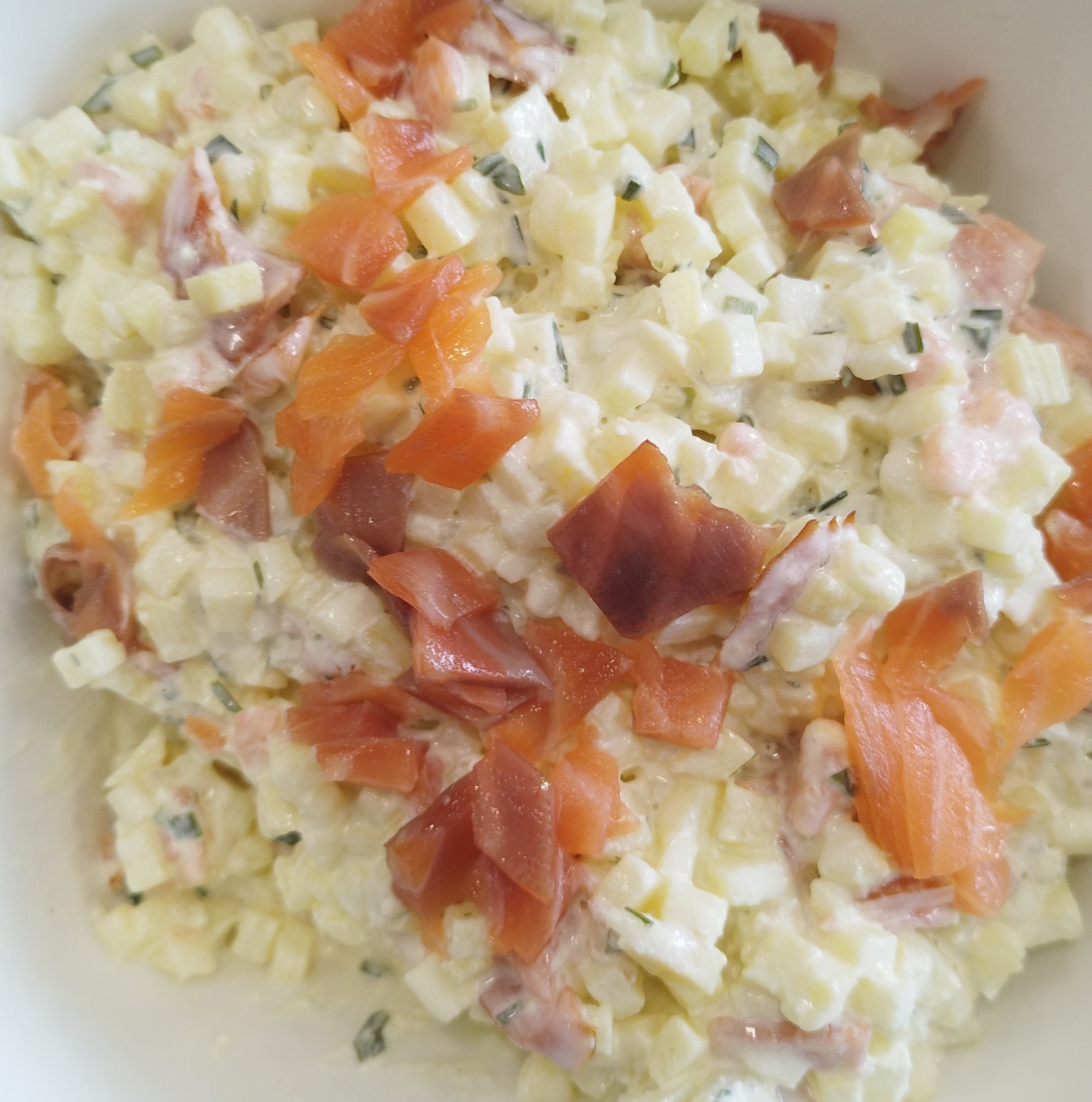 Salade de pommes de terre au saumon fumé
